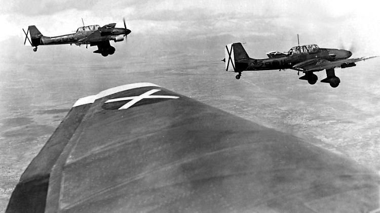 Als die Legion Condor in den Spanischen Bürgerkrieg eingriff, war De la Fuente ein Mann von Mitte 20.