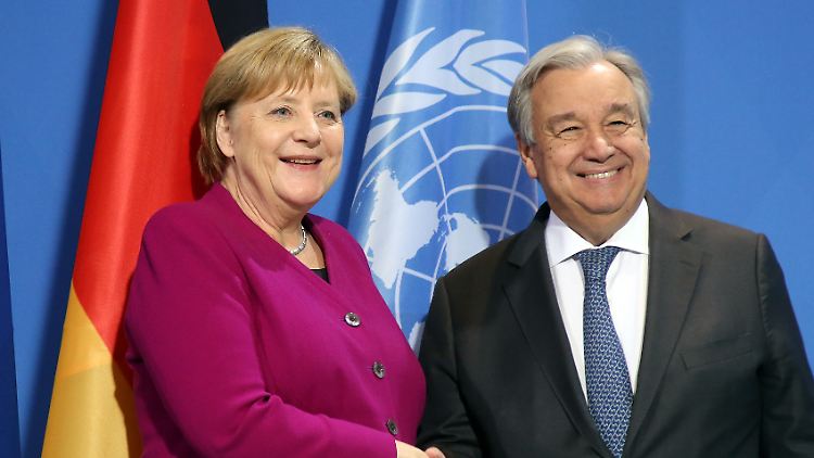 Guterres würde Merkel gerne bei der UN sehen. 