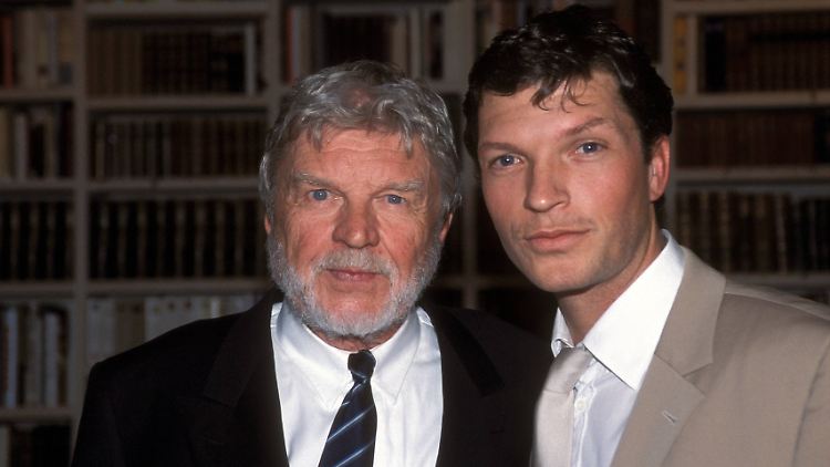 Noch ein Foto aus vergangenen Tagen. Vater und Sohn Krüger im Jahr 2001.