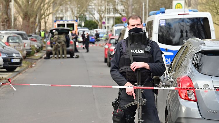 Die Polizei reagierte auf die Hinweise mit einem Großaufgebot.