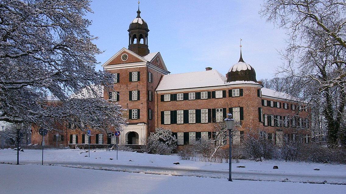 Schloss Eutin im Schnee - in der ehemaligen Residenzstadt hielten einst die Fürstbischöfe von Lübeck und die Herzöge von Oldenburg Hof.