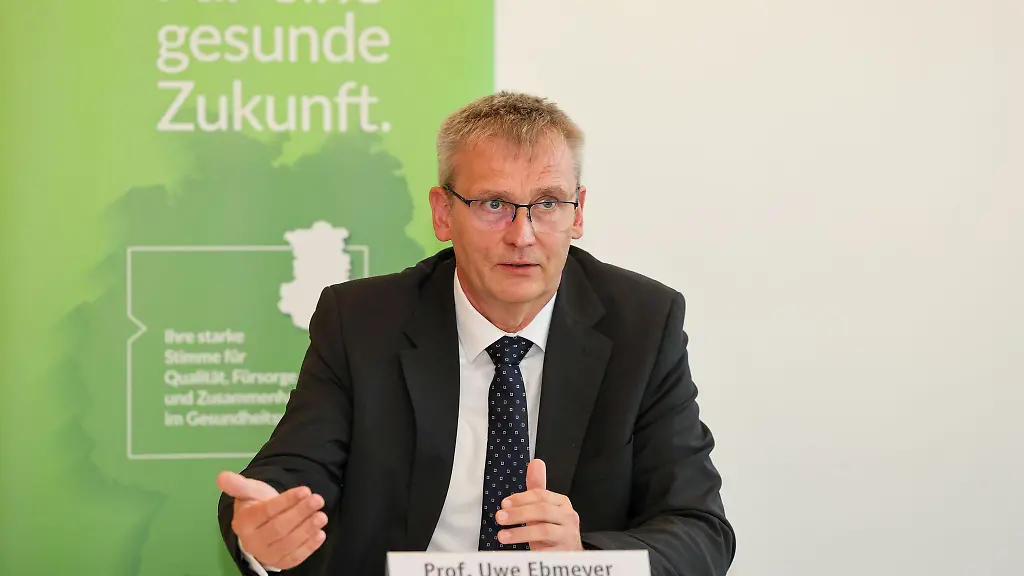 Aerzte-und-medizinisches-Personal-werden-haeufiger-Ziel-von-Angriffen-sagt-Aerztepraesident-Uwe-Ebmeyer