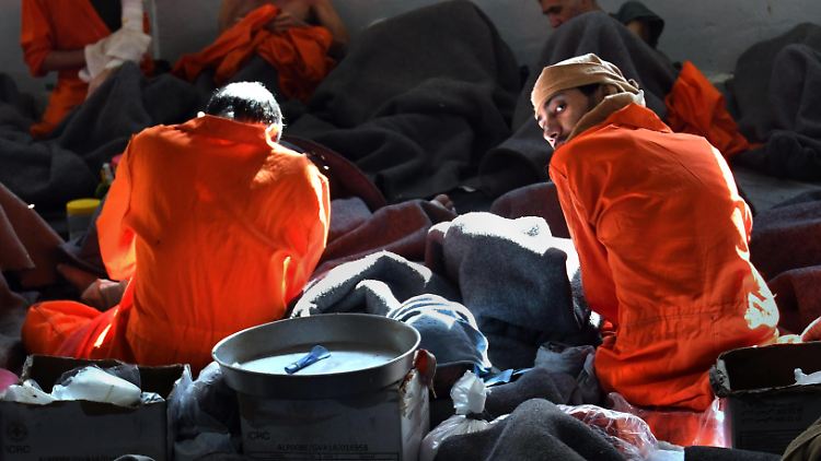 In dem Gefängnis im syrischen Al-Hassaka sollen sich rund 5000 IS-Anhänger befinden.