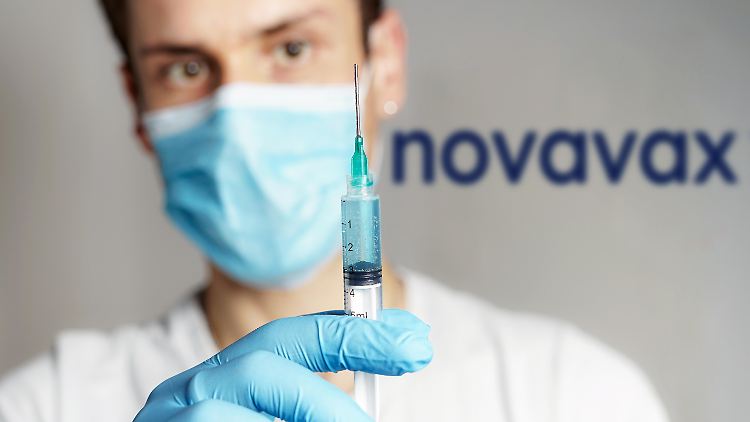 Viele Impfskeptiker könnten sich durch das Vakzin von Novavax doch für die Immunisierung entscheiden.