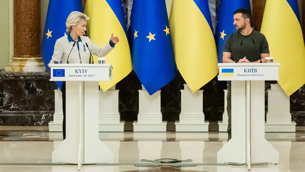 2cc153cb8545dc9b9bdc9f4bf126d4e5