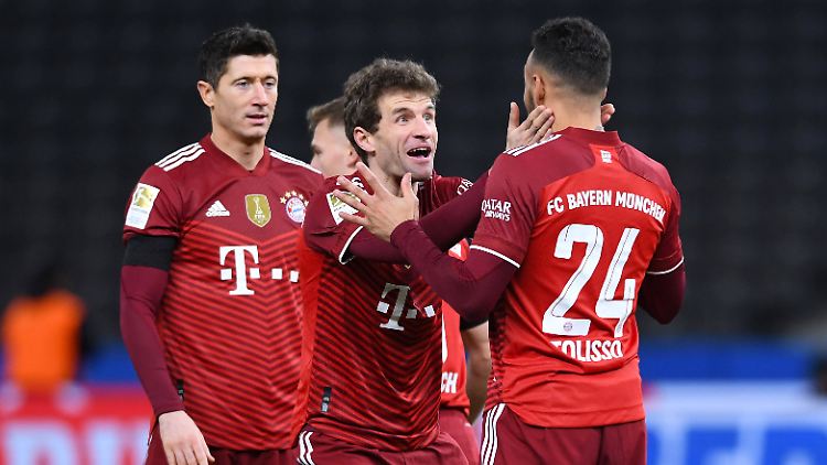 Lewandowski war beim Jubeln gegen Hertha nur Zuschauer. 