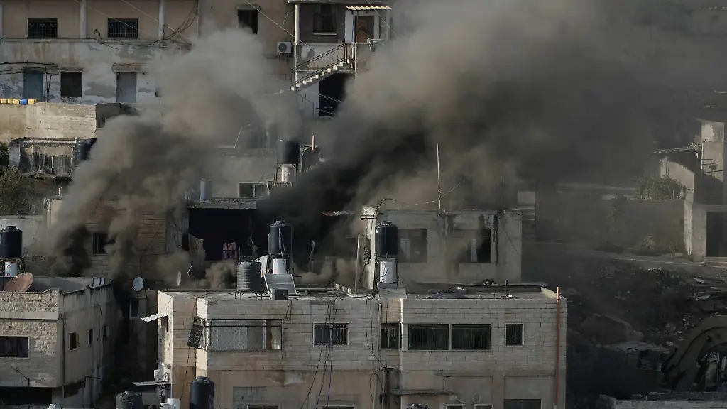 fe217364a811e3cc015c94a4365e5b83