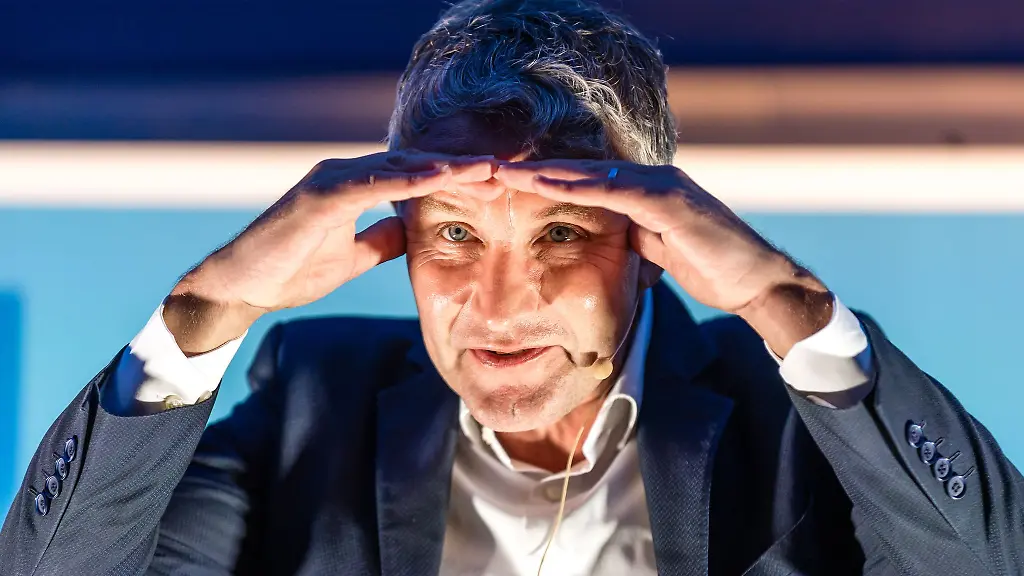 Bjoern-Hoecke-kam-als-Redner-zum-Wahlkampfabschluss-der-Brandenburger-AfD-nach-Cottbus