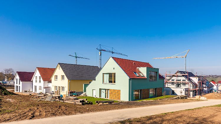 Anträge, die noch nicht bewilligt sind, werden es auch nicht mehr. Das Wirtschaftsministerium will aber bald ein neues Förderprogramm vorlegen. 