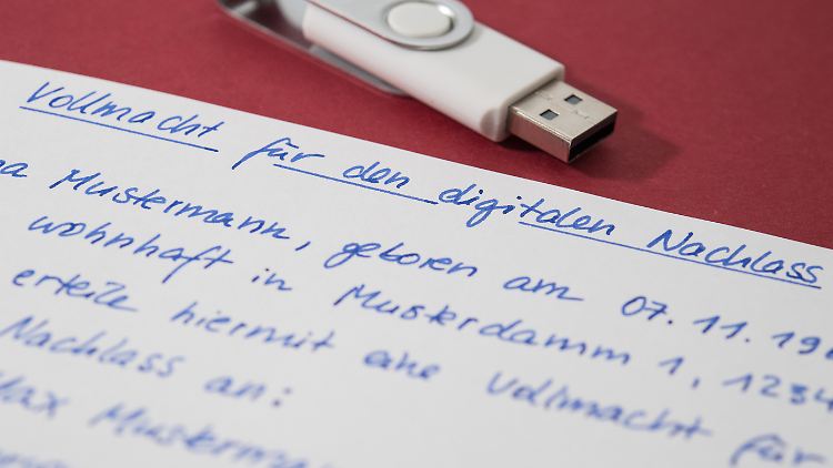 In der Cloud of Legacy können User ihr emotionales und informatives digitales Vermächtnis anlegen", erklärt Gründer Uwe Böhler.