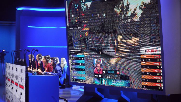 Bei ESL-Turnieren schauen Tausende per Stream live zu.