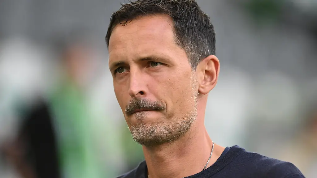 Eintracht-Frankfurts-Dino-Toppmoeller-traeumt-von-einem-Dreiersturm