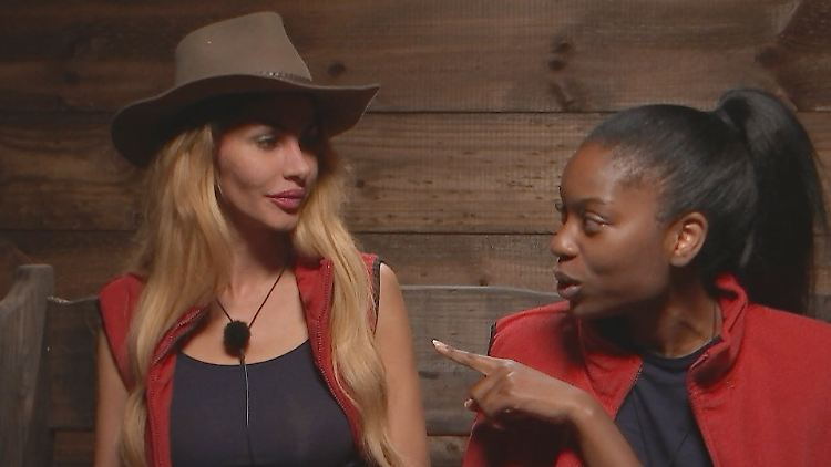 Gerieten ständig in Streit: Janina Youssefian und Linda Nobat.