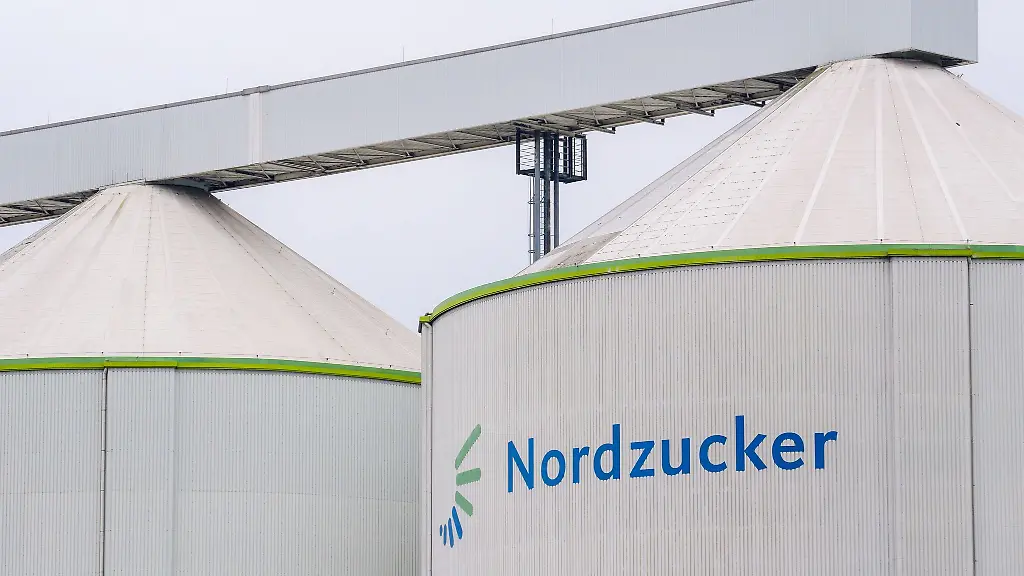 Nordzucker-stellt-bei-Wanzleben-aus-Rueben-Zucker-her