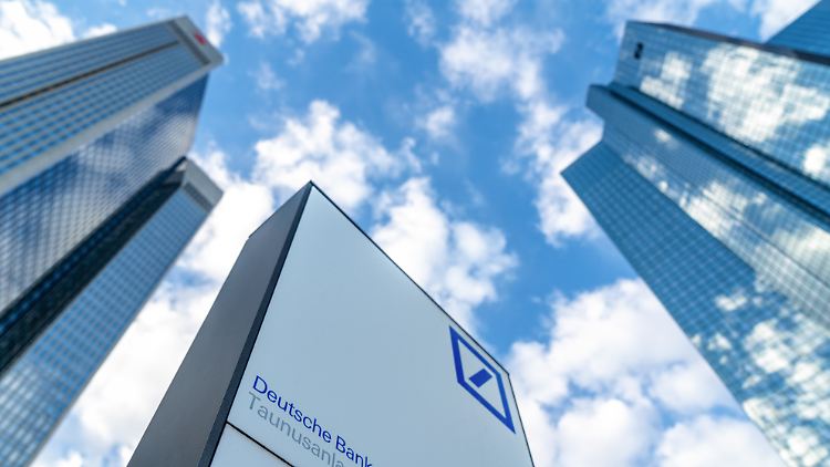Die Deutsche Bank kam bei der Neuaufstellung besser voran als gedacht.