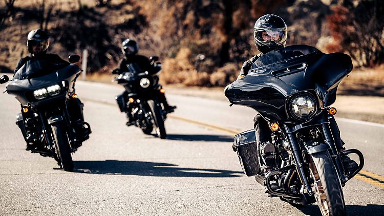 Vor allem Freunde der Kurve möchte Harley-Davidson mit seinen drei neuen ST-Modellen in den Bann schlagen.