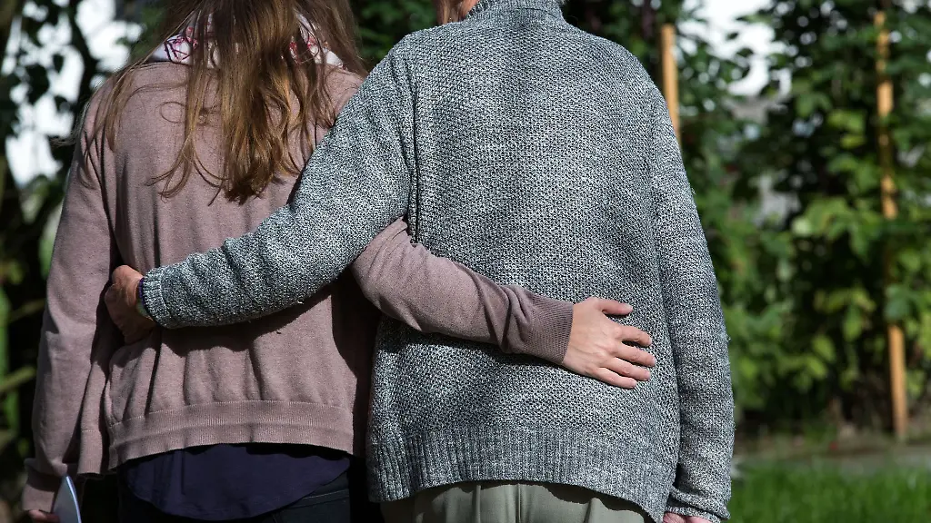 Immer-mehr-Menschen-mit-Demenz-leben-in-Mecklenburg-Vorpommern-Doch-es-gibt-inzwischen-viel-Hilfe-und-Unterstuetzung