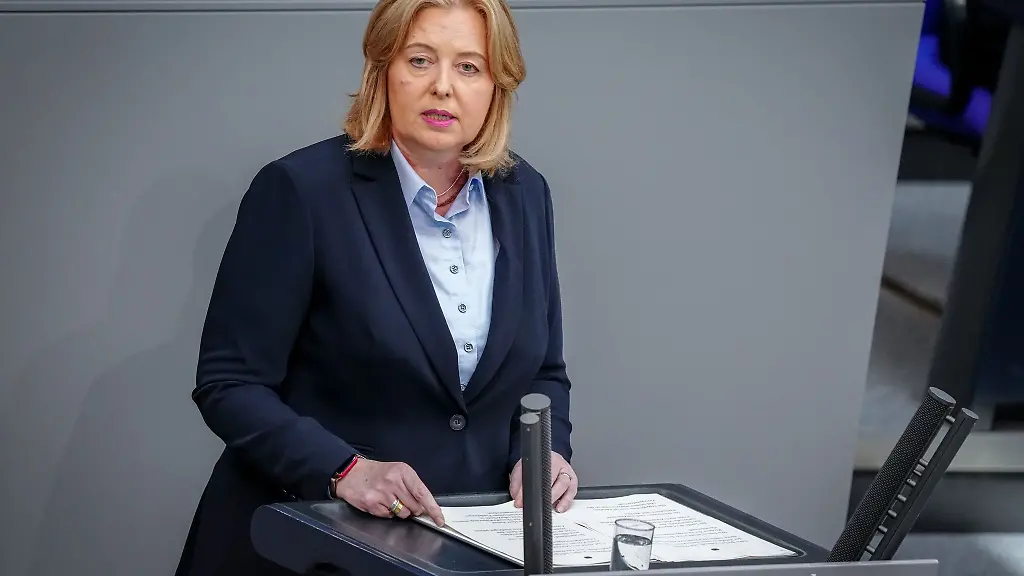 Bundestagspraesidentin-Bas-will-gerade-bei-denen-fuer-die-Demokratie-werben-die-unzufrieden-sind