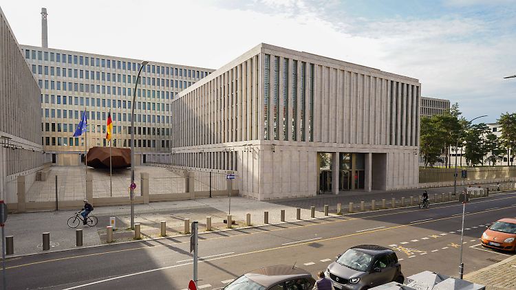 Auch die neue Bundesregierung unterstützt den Umbau des BND.