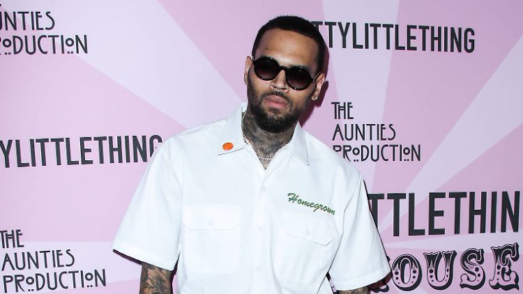 Gegenteil von einem Frauenversteher: Chris Brown.