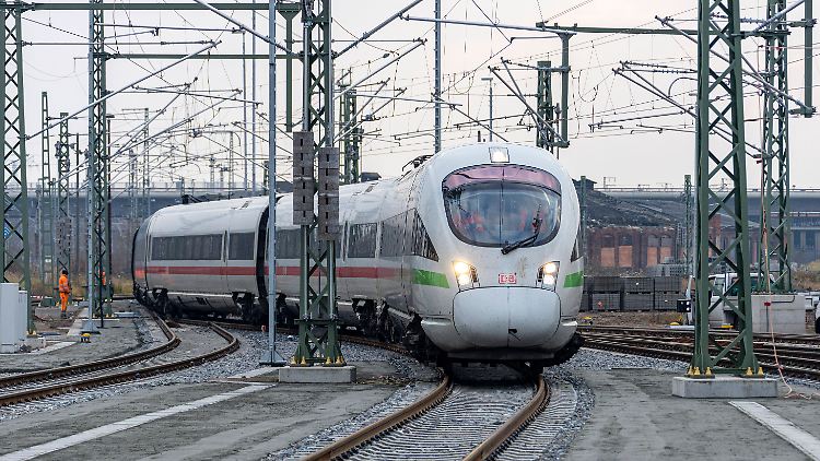 Die Bahn will wieder die 100-Millionen-Marke bei den Reisenden überspringen.