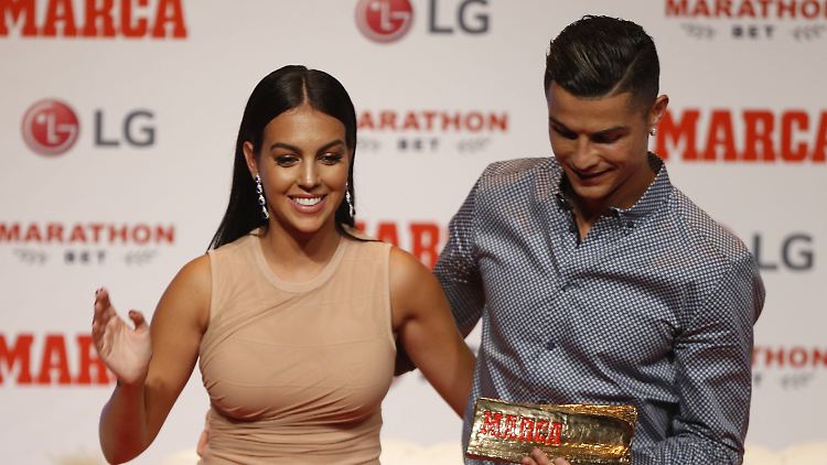Cristiano Ronaldo macht seiner Freundin Georgina Rodriguez ein besonderes Geschenk zu ihrem 28. Geburtstag.