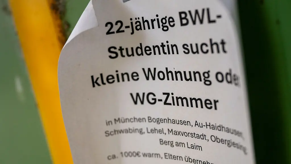 Kurz-vor-Beginn-des-Wintersemesters-halten-wieder-Tausende-Studierende-Ausschau-nach-einem-WG-Zimmer-Vor-allem-in-Muenchen-kann-das-richtig-teuer-werden