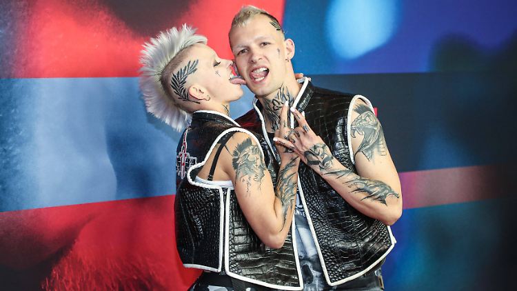 Gleicher Look, gleiche Meinung: Eric und Edith Stehfest.