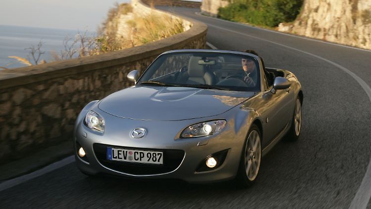 Mit optimiertem Angebot ins neue Cabrio-Jahr: Der Mazda MX-5.