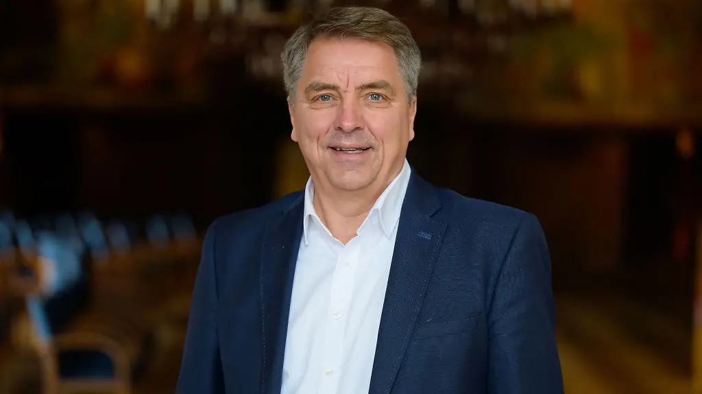 Oldenburgs-Oberbuergermeister-Juergen-Krogmann-SPD-ist-seit-Anfang-September-Praesident-des-Niedersaechsischen-Staedtetags