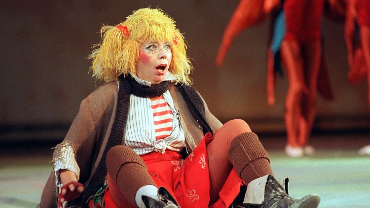 Im Jahr 1983 startete im DDR-Fernsehen eine Kindersendung mit dem Namen "Ellentie" - mit Tiedtke als witziger wie tollpatschiger Moderatorin.