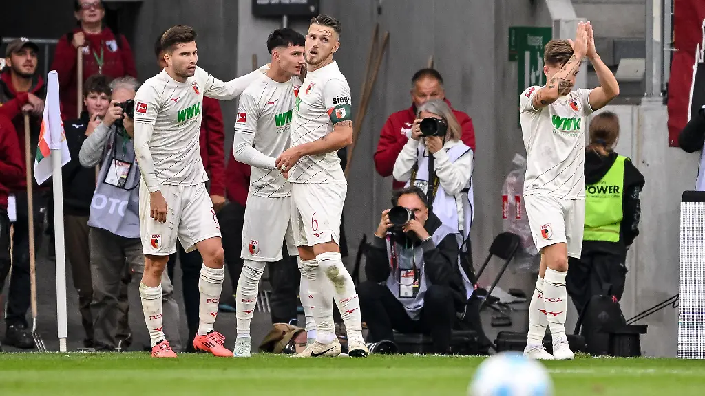 Der-FC-Augsburg-laedt-zur-Mitgliedersammlung-am-15-Oktober
