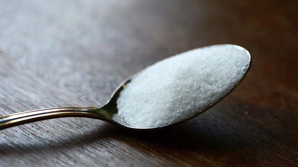 Zucker-wird-fuer-Verbraucher-wieder-guenstiger