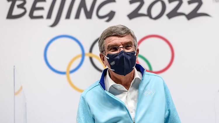 Bach beruft sich gern auf die Olympischen Werte, wirklich einzufordern scheint er sie jedoch nicht, wenn es darauf ankommt.