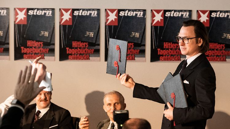 Wollte 1983 mit den falschen Hitler-Tagebüchern einen Coup landen: Gerd Heidemann (Lars Eidinger).