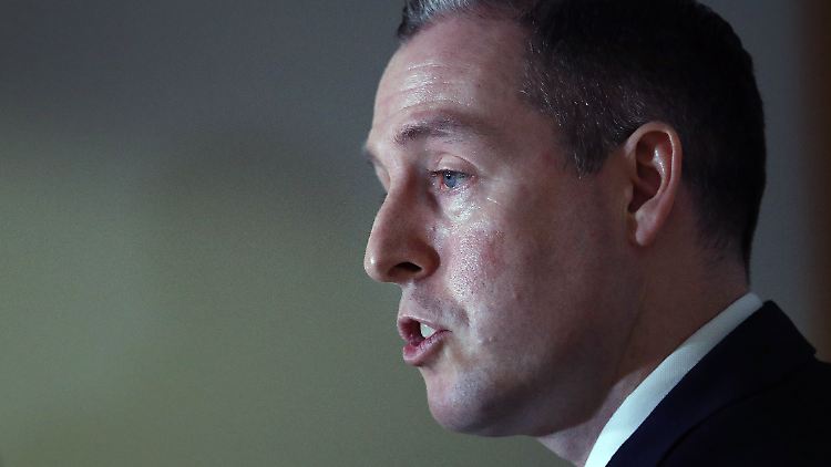 Der nordirische Premierminister Paul Givan trat aus Protest gegen das Nordirland-Protokoll zurück. 