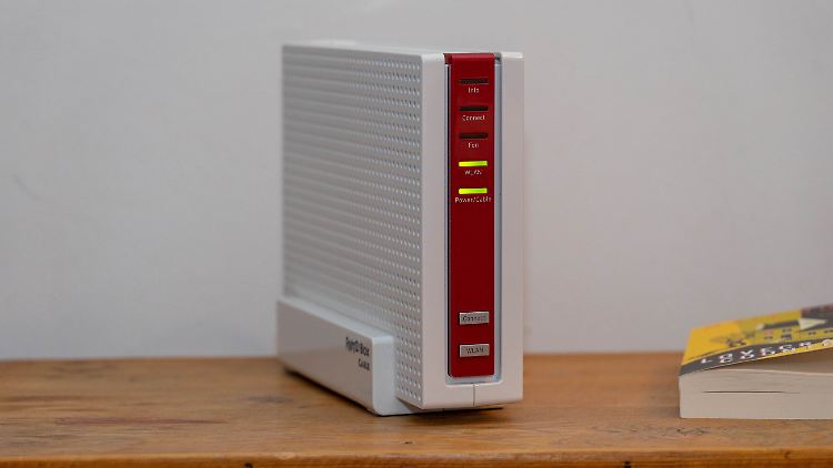 Die Fritzbox 6690 Cable erreicht theoretisch im Download bis zu 6000 Mbit/s.