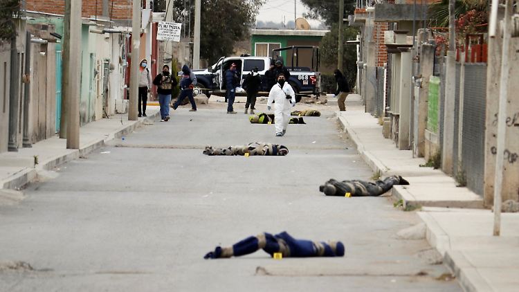 Zehn eingewickelte Leichen fand die Polizei in Fresnillo.