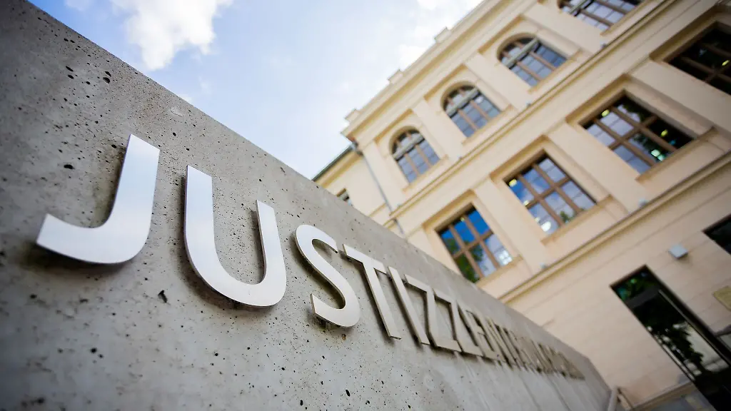 Am-Landgericht-in-Potsdam-soll-am-Freitag-ein-Urteil-um-den-Mord-an-einer-Lehrerin-gesprochen-werden