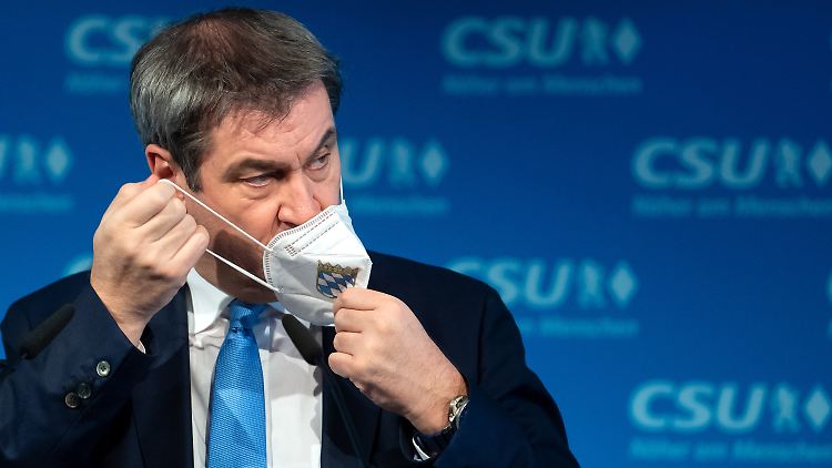 Markus Söders Haltung zur einrichtungsbezogenen Impfpflicht bringt dem Bayern viel Kritik ein.