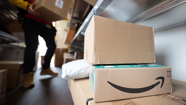 4,57 Milliarden Sendungen transportierten diverse Paketdienste 2021 insgesamt in Deutschland. 