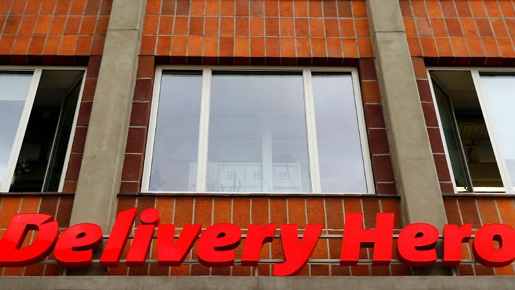 Im zweiten Halbjahr will Delivery Hero beim operativen Gewinn erstmals schwarze Zahlen schreiben.