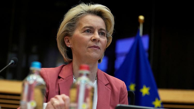EU-Kommissionspräsidentin Ursula von der Leyen beriet sich in einer Telefonschalte mit einer Reihe westlicher Staats- und Regierungschefs.