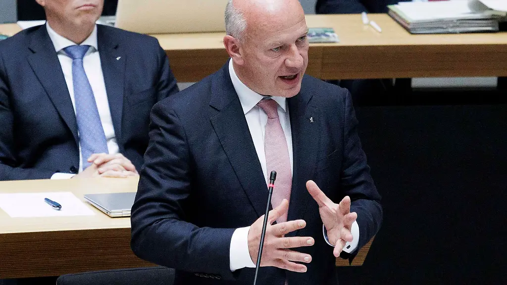 Berlins-Regierender-Buergermeister-CDU-sieht-den-Senat-bei-der-geplanten-Reform-der-Verwaltung-auf-gutem-Weg