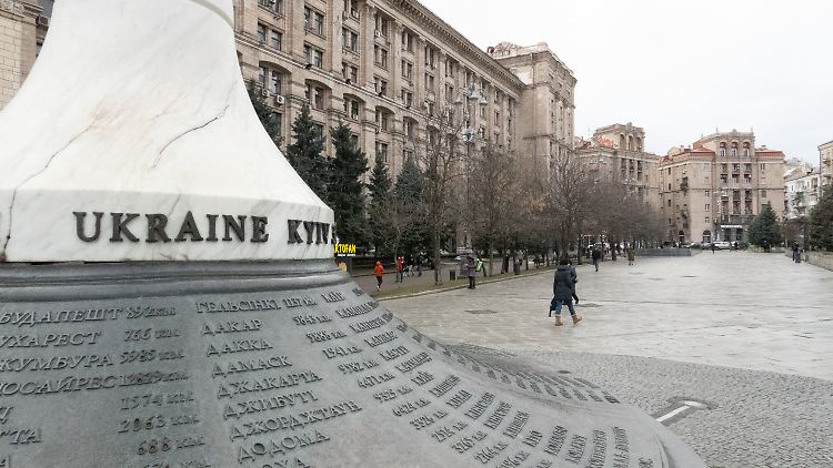 Immer mehr Staaten fordern ihre Bürger zum Verlassen der Ukraine auf.