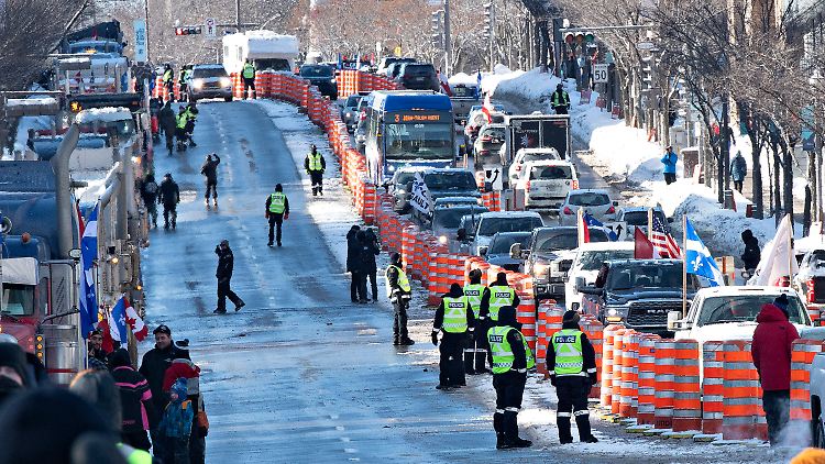 Der sogenannte Freiheitskonvoi der Lkw-Fahrer hatte aus Protest gegen die Impfpflicht bei Grenzübertritten begonnen.