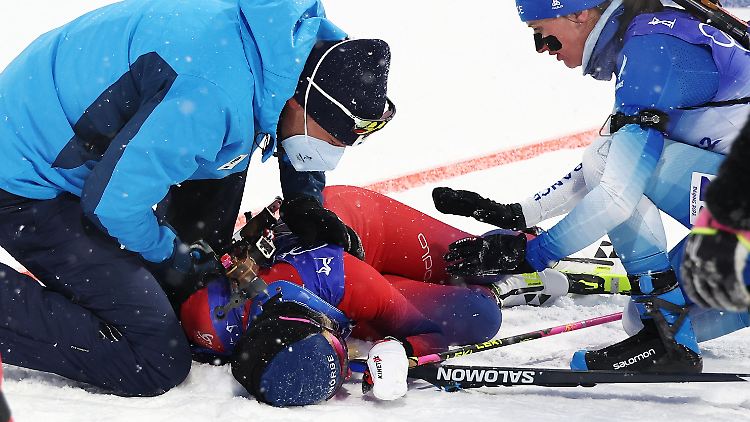 Das norwegische Team macht sich Sorgen um Ingrid Landmark Tandrevold.