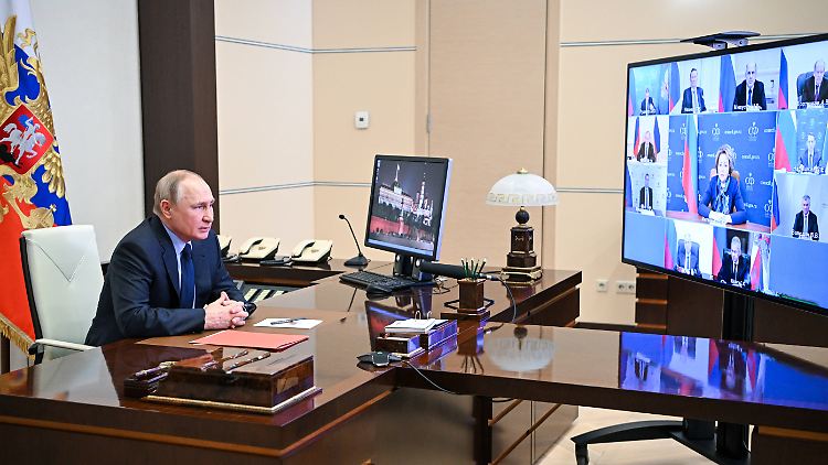 Bestreitet jegliche Angriffspläne: der russische Präsident Putin.