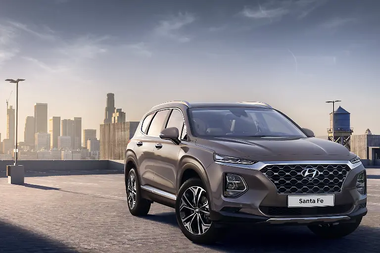 Hyundai-Santa-2018-1