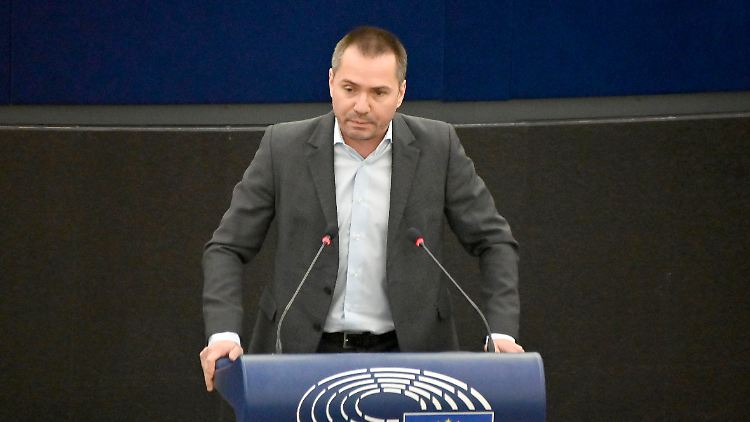 Angel Dzhambazki nennt die Entscheidung des EuGH eine "Abscheulichkeit".